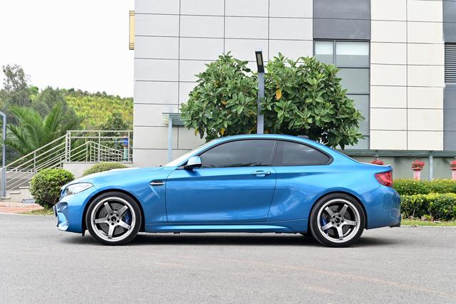 BMW M2