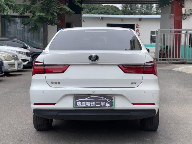 BYD QinEV