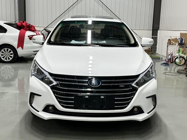 BYD QinEV