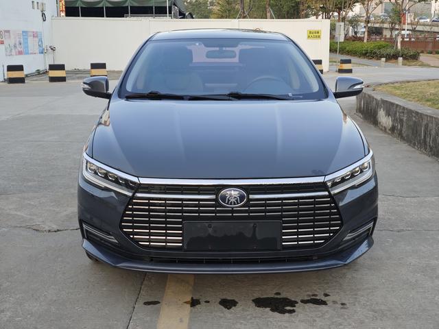 BYD QinEV