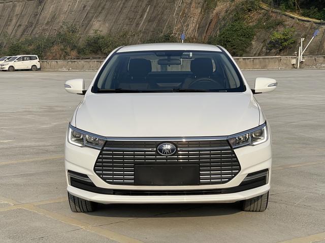 BYD QinEV