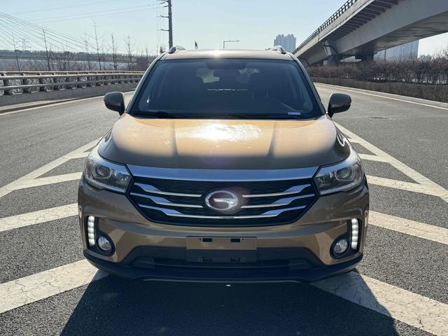 GAC Trumpchi GS4