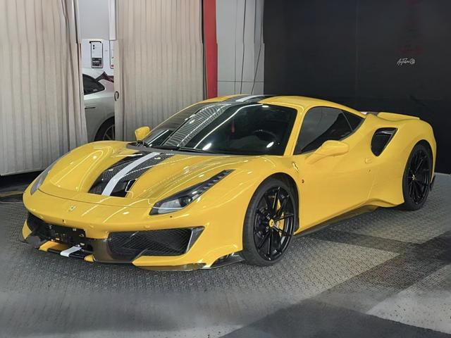 Ferrari 488