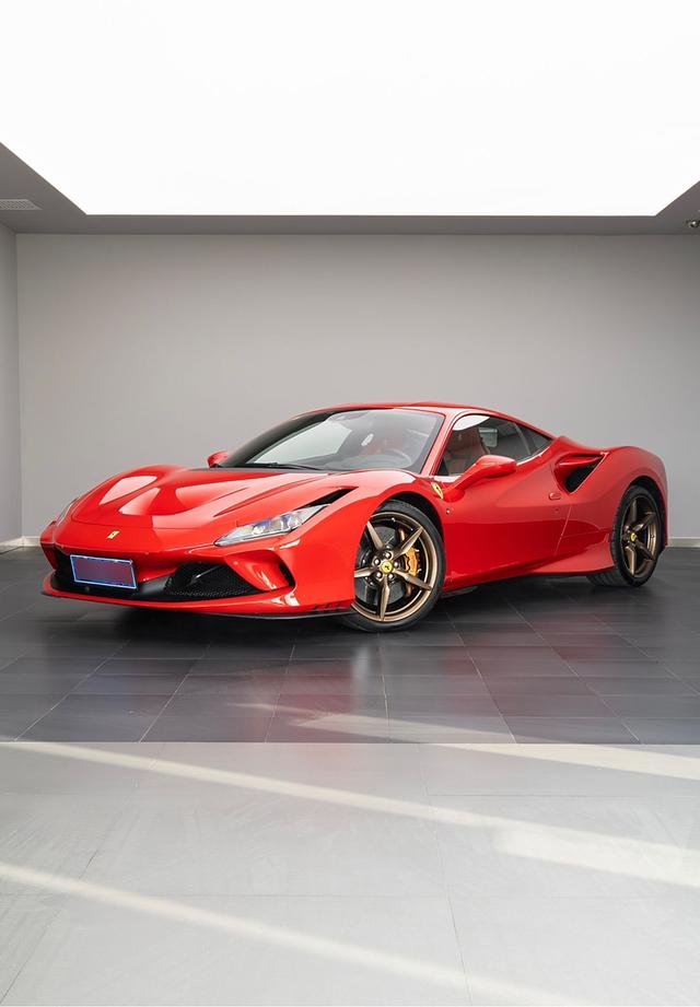 Ferrari F8