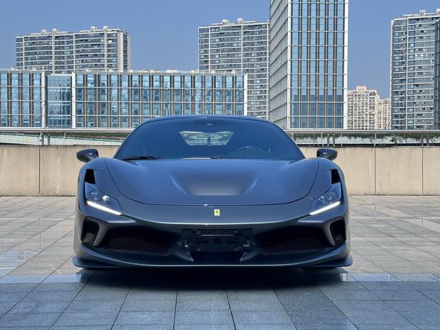 Ferrari F8