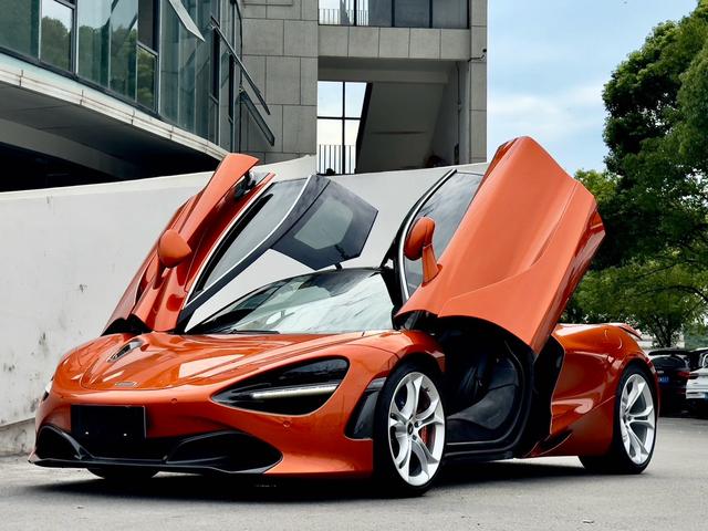 McLaren 720S