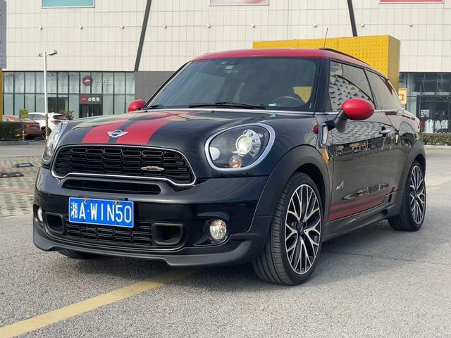 MINI JCW PACEMAN