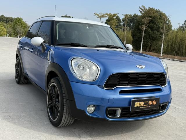 MINI COUNTRYMAN