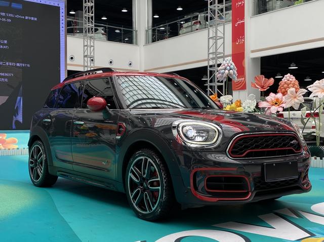 MINI JCW COUNTRYMAN