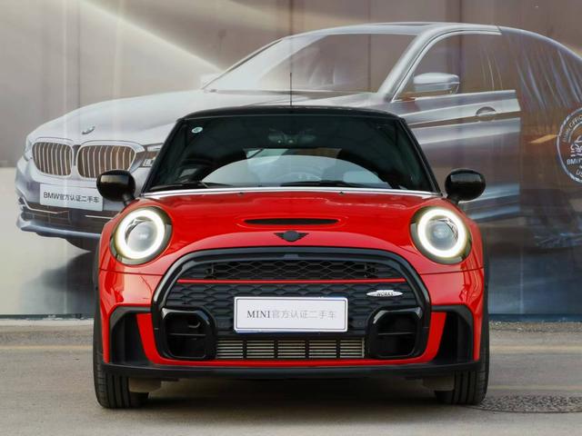 MINI JCW