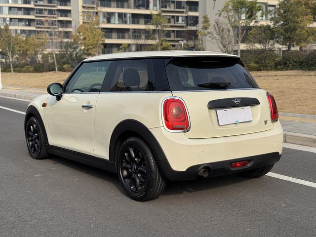 MINI MINI