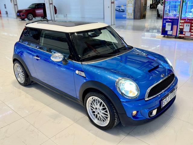 MINI MINI