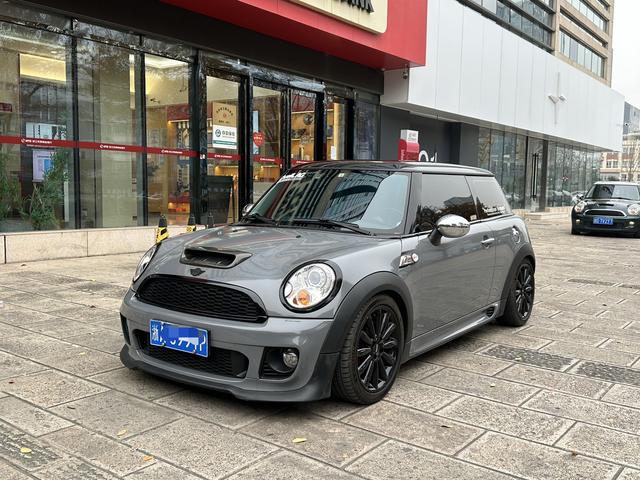 MINI MINI