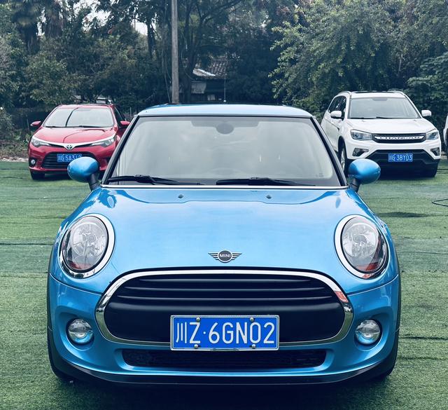 MINI MINI