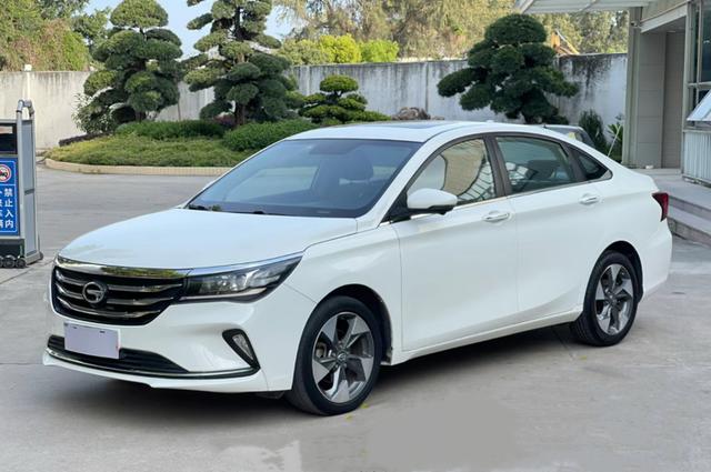 GAC Trumpchi GA4