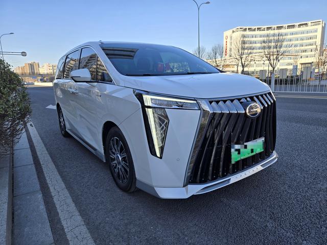 GAC Trumpchi E9 PHEV