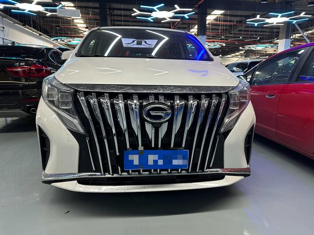 GAC Trumpchi M8