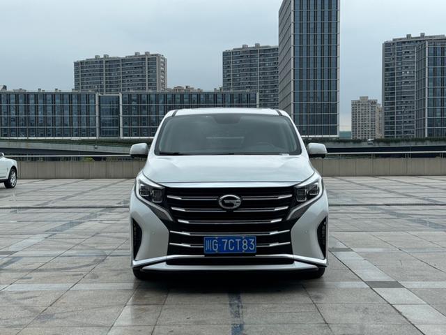 GAC Trumpchi M8