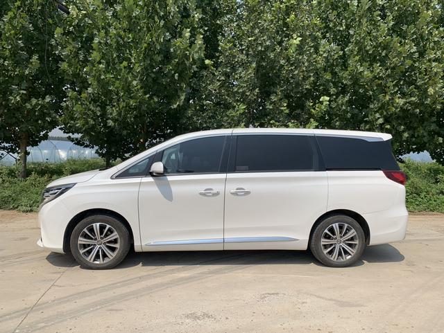 GAC Trumpchi M8