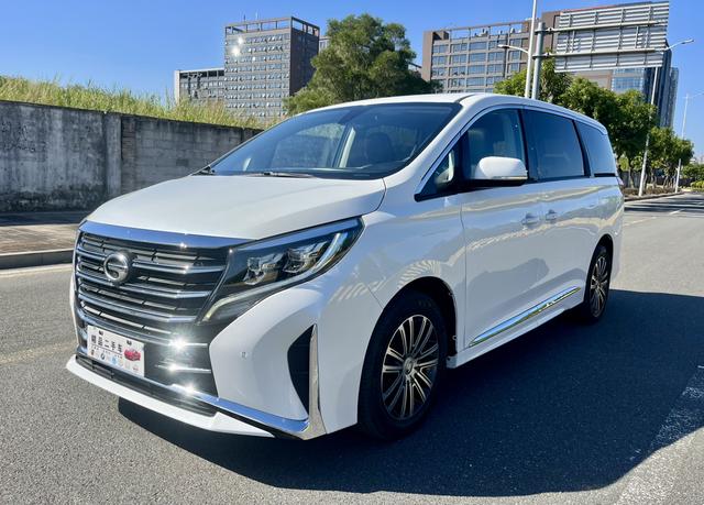 GAC Trumpchi M8