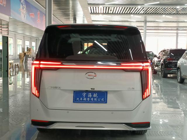 GAC Trumpchi M8