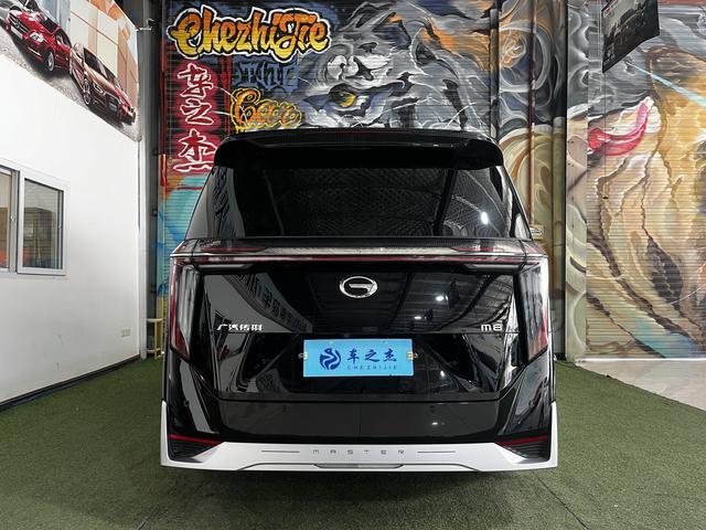 GAC Trumpchi M8