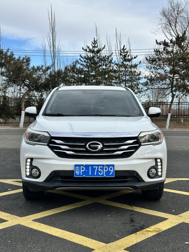 GAC Trumpchi GS4