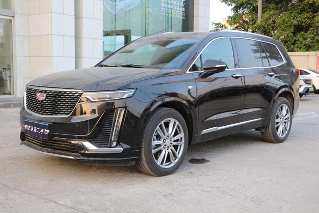 Cadillac XT6