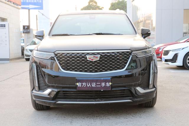 Cadillac XT6