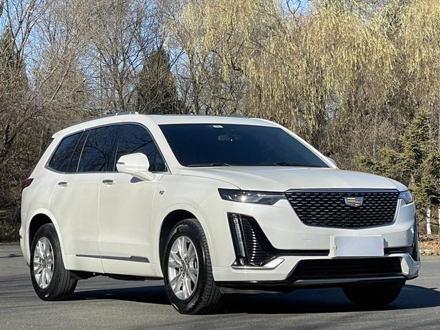 Cadillac XT6