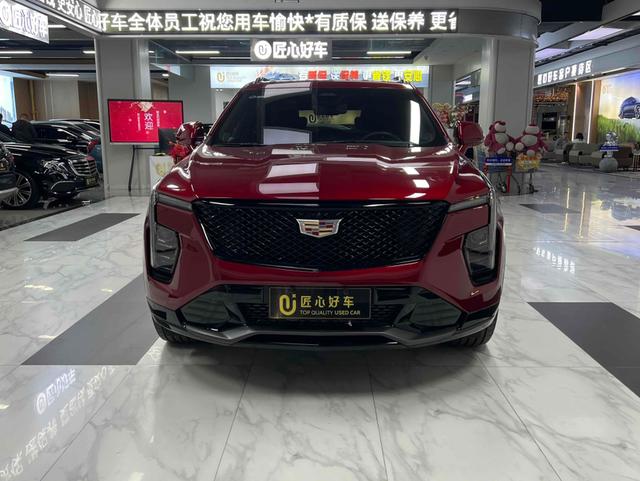 Cadillac XT4