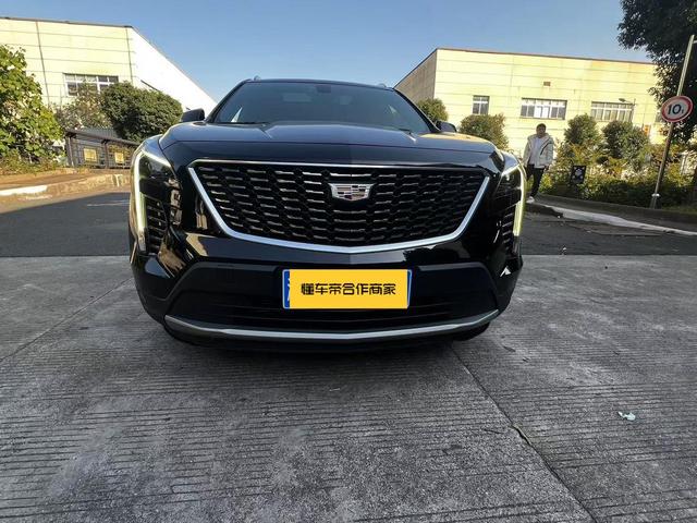 Cadillac XT4