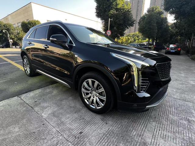 Cadillac XT4