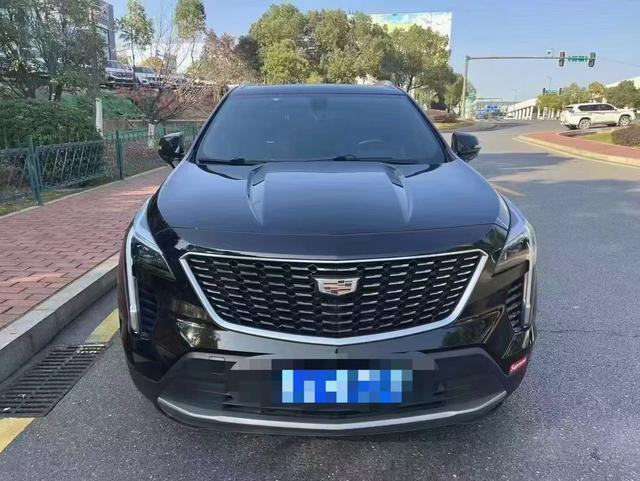 Cadillac XT4