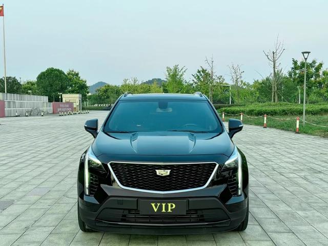 Cadillac XT4