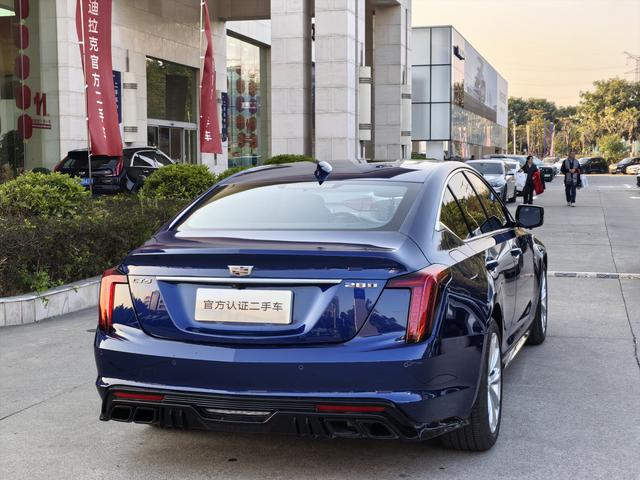 Cadillac CT5