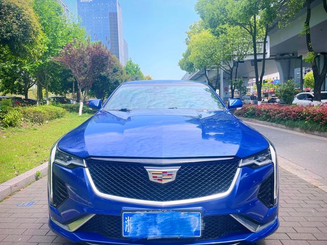 Cadillac CT4