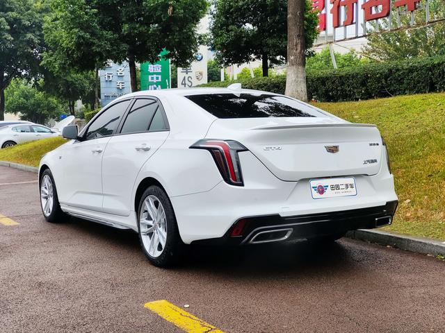 Cadillac CT4