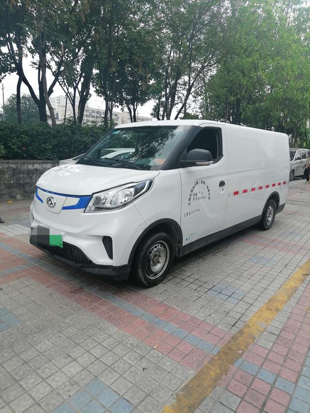 Maxus EV30