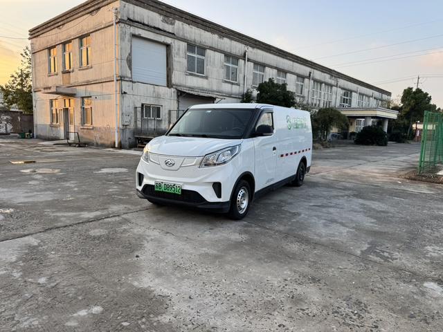 Maxus EV30