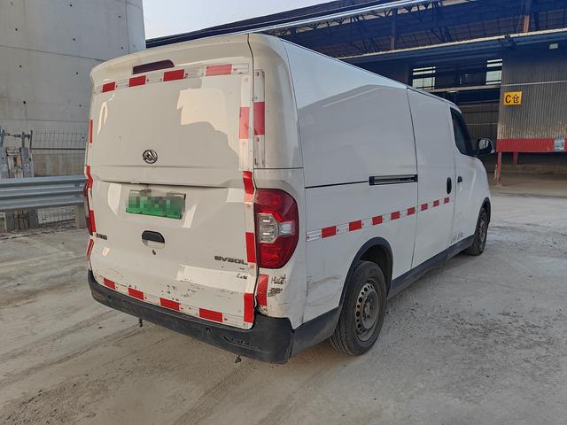 Maxus EV30