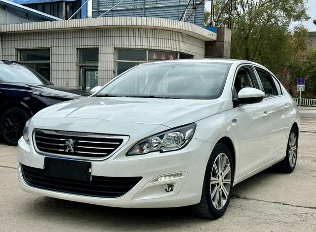 Peugeot 408