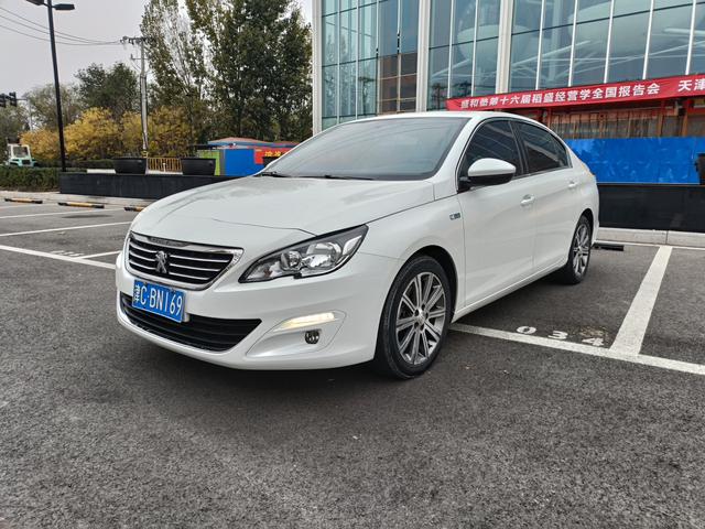 Peugeot 408