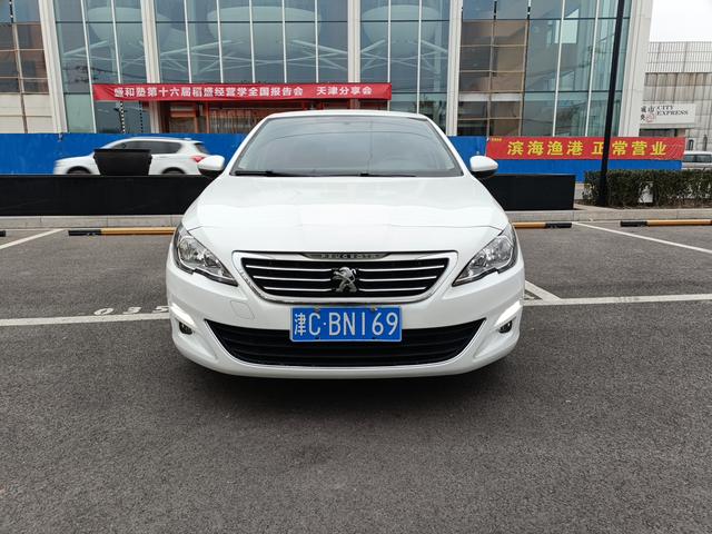 Peugeot 408