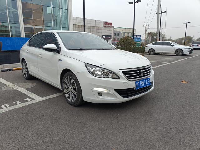 Peugeot 408