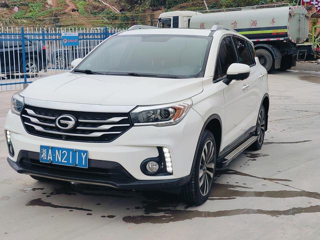 GAC Trumpchi GS4