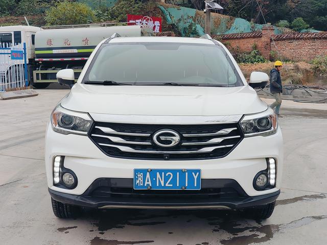 GAC Trumpchi GS4