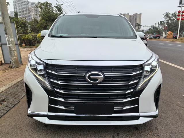 GAC Trumpchi M8