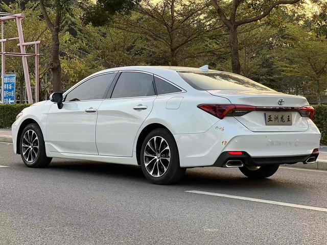 Toyota Avalon