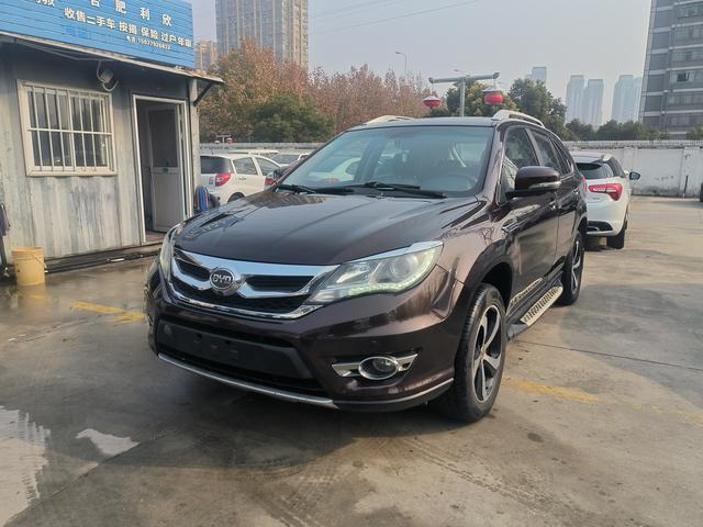 BYD S7